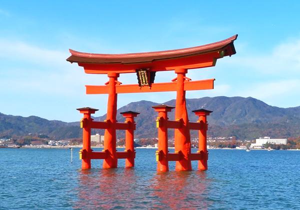 ���ܻ��ʡ��·ݤΡֵ���פǼ�ͳ�����⤪�ڤ��ߡ�